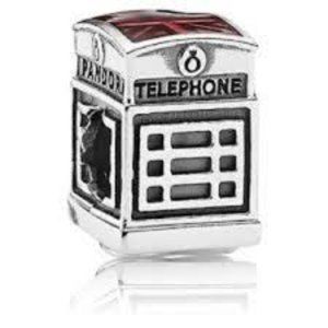 Pandora London telephone booth charm